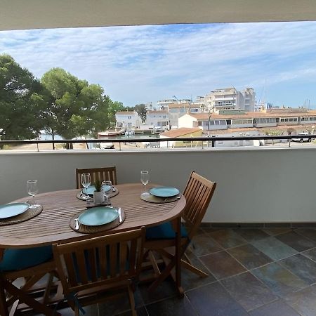 Superbe Appartement Renove, Residence Avec Piscine Roses Kültér fotó
