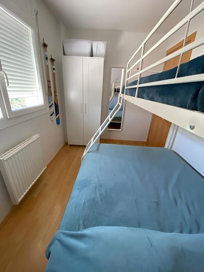 Superbe Appartement Renove, Residence Avec Piscine Roses Kültér fotó
