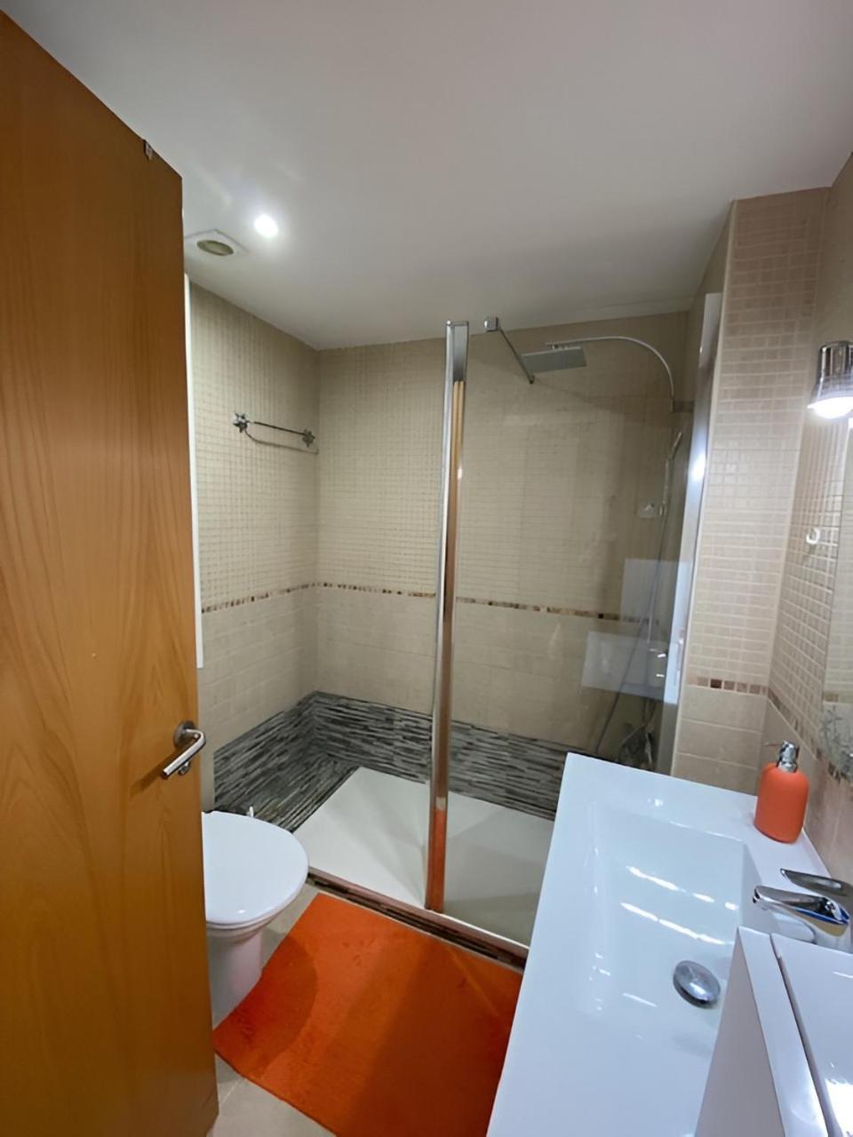 Superbe Appartement Renove, Residence Avec Piscine Roses Kültér fotó