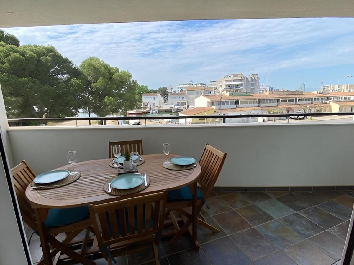 Superbe Appartement Renove, Residence Avec Piscine Roses Kültér fotó